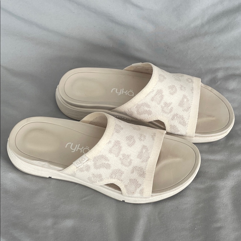Ryka Re-Zorb Lite Slide